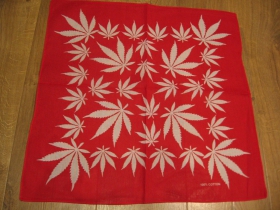 červená šatka Ganja - tráva  materiál: 100%bavlna rozmery: cca. 55x55cm